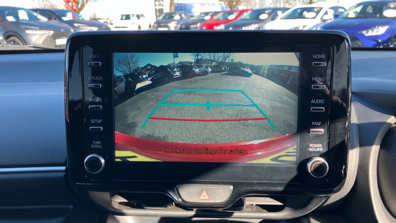 Toyota Yaris 1.5 Hybrid Design 5dr CVT Hybrid Hatchback